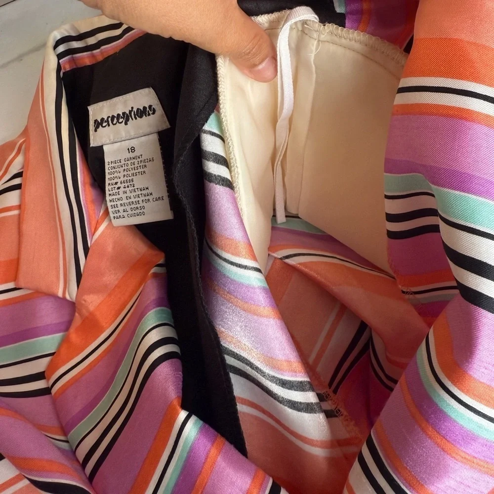 Perceptions Women's Striped Multicolor Blazer size 18 - Picture 5 of 12